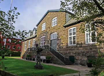 faroe-islands/torshavn/landmark/city-hall-of-torshavn