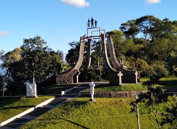 el-salvador/central-region/landmark/monumento-a-la-paz-y-la-reconciliacion