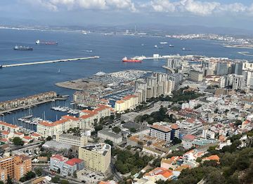gibraltar/queensway-quay/landmark/parody-tours