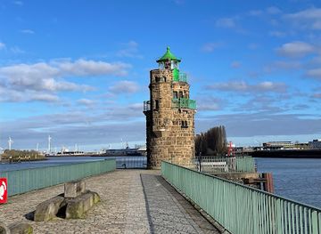 germany/bremen/uberseestadt/landmark/molenturm-uberseehafen-sud