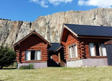 argentina/el-chalten/landmark/cabanas-cerro-torre