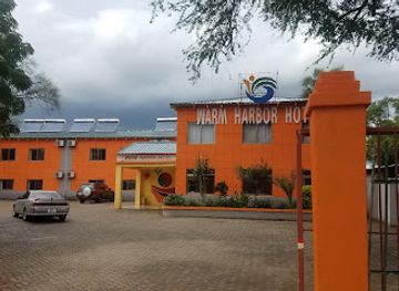 zambia/livingstone/landmark/the-golden-leaf