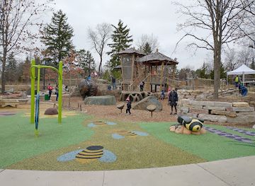 illinois/schaumburg/landmark/bison-s-bluff-nature-playground