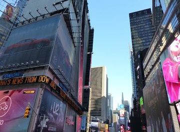 new-york/yonkers/landmark/broadway-w-42nd-st