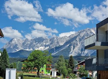 austria/schladming-dachstein/landmark/preunegg-jet-valley-station-8-gondola