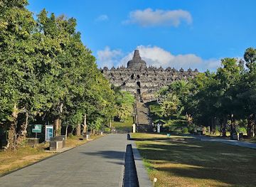 indonesia/borobudur/landmark/bukit-barede