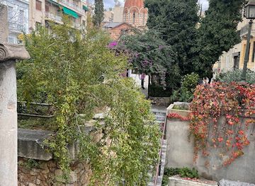 greece/athens/plaka/landmark/roman-stoa