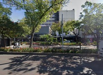 mexico/guadalajara/chapultepec/landmark/tianguis-de-artesanias-chapultepec