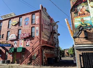 colorado/pueblo/landmark/neon-alley