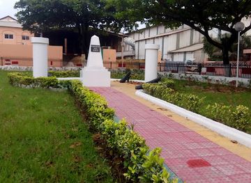 benin/cotonou/aidjedo/landmark/monument-aux-morts-de-cotonou