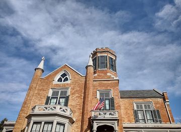 ohio/southeast-ohio/landmark/the-castle-historic-house-museum