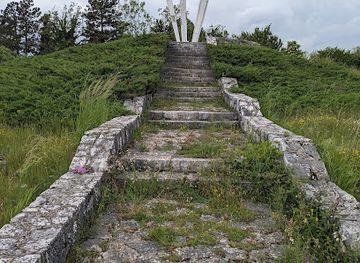 montenegro/savnik/landmark/spomenik-strjeljanim-borcima-nor-a