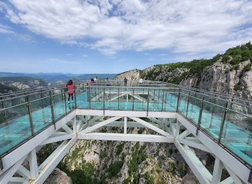 turkiye/pontus/landmark/catak-kanyonu-cam-seyir-terasi