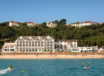 Golden Sands Hotel