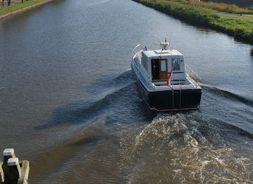 netherlands/wadden-islands/landmark/van-harinxmakanaal