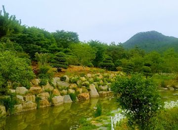south-korea/gwangju/landmark/gwangju-yongdudong-jiseokmyo
