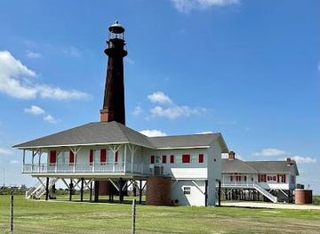 texas/galveston/landmark/point-bolivar-lighthouse