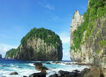 american-samoa/tutuila/landmark/vai-ava-strait-national-natural-landmark