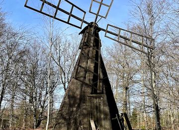 sweden/vastergotland/landmark/vaderkvarnen-i-segersnas