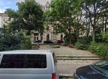 germany/leipzig/plagwitz/landmark/rathausplatz-plagwitz