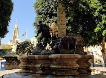malta/xaghra/landmark/apparition-square