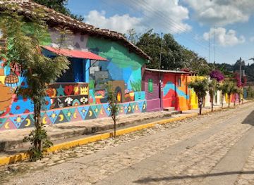 mexico/chiapas/landmark/glorioso-cristo-de-chiapas