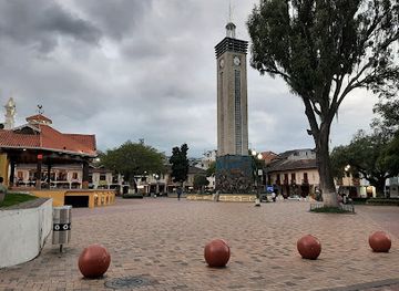ecuador/loja/landmark/plaza-de-san-sebastian