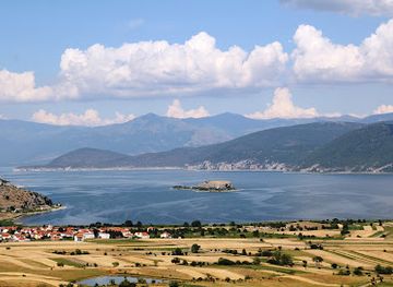 albania/prespa-national-park/landmark/great-prespa-lake