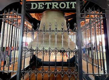 michigan/detroit/landmark/detroit-unity-bell