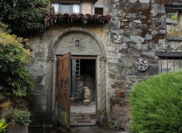 california/daly-city/landmark/albion-castle