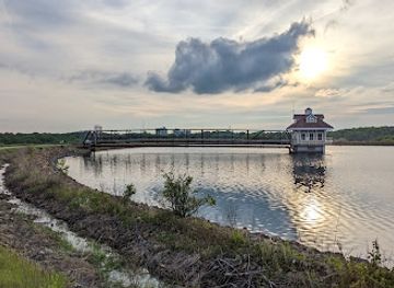 delaware/white-clay-creek-state-park/landmark/white-clay-creek-state-park-nine-foot-road-parking-lot
