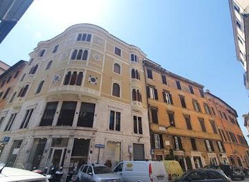 vatican-city/vatican-pinacoteca/landmark/piazza-in-campo-marzio