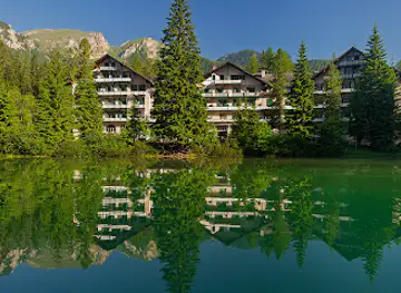 Hotel Lago di Braies