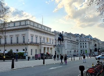 united-kingdom/london/attraction/sir-keith-park-statue
