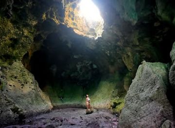 the-bahamas/exuma/landmark/rocky-dundas-caves