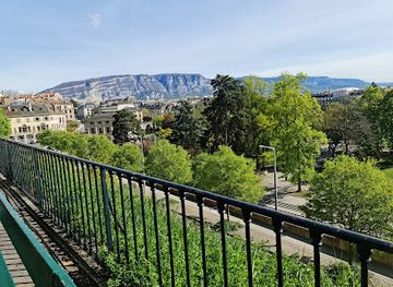 switzerland/geneva/landmark/promenade-de-la-treille