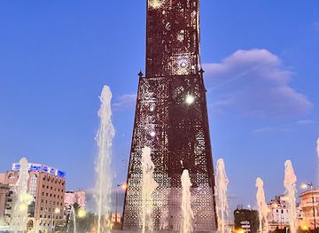 tunisia/the-cap-bon-peninsula/landmark/avenue-habib-bourguiba-clocktower
