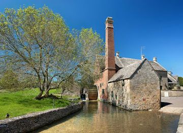 united-kingdom/the-cotswolds/landmark/walk-the-cotswolds