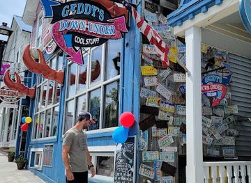 maine/bar-harbor/landmark/geddy-s-down-under