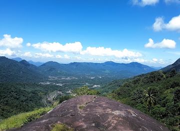sri-lanka/kandy-district/landmark/galhinna-big-rock