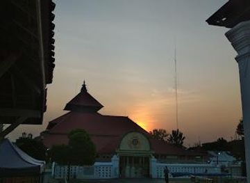 indonesia/yogyakarta/landmark/masjid-gedhe-mataram-kotagede