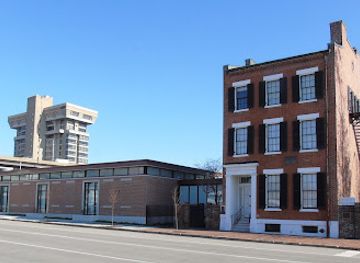 missouri/st-louis/landmark/the-field-house-museum