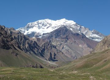 argentina/aconcagua-provincial-park/landmark/aconcagua