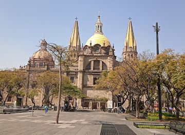 mexico/guadalajara/landmark/plaza-de-la-liberacion