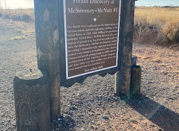 new-mexico/carlsbad/landmark/new-mexico-official-scenic-historic-markers