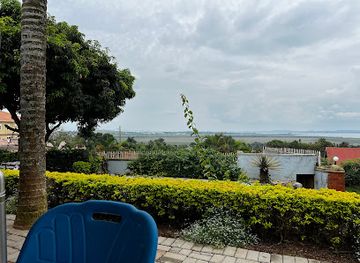 uganda/entebbe/landmark/carpe-diem