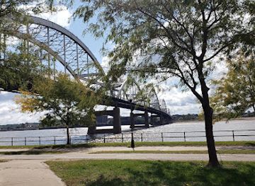 iowa/davenport/landmark/centennial-park