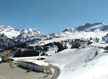 Courchevel Altiport LFLJ