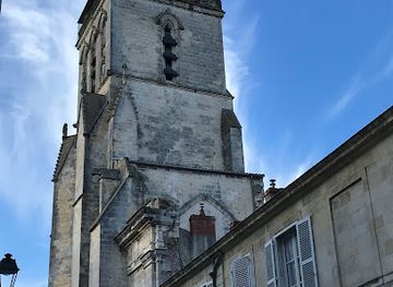 france/la-rochelle/landmark/clocher-saint-barthelemy