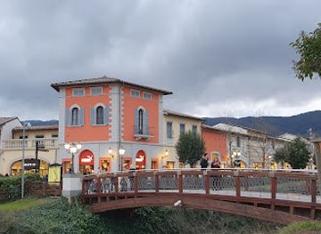 italy/mugello/landmark/outlet-barberino